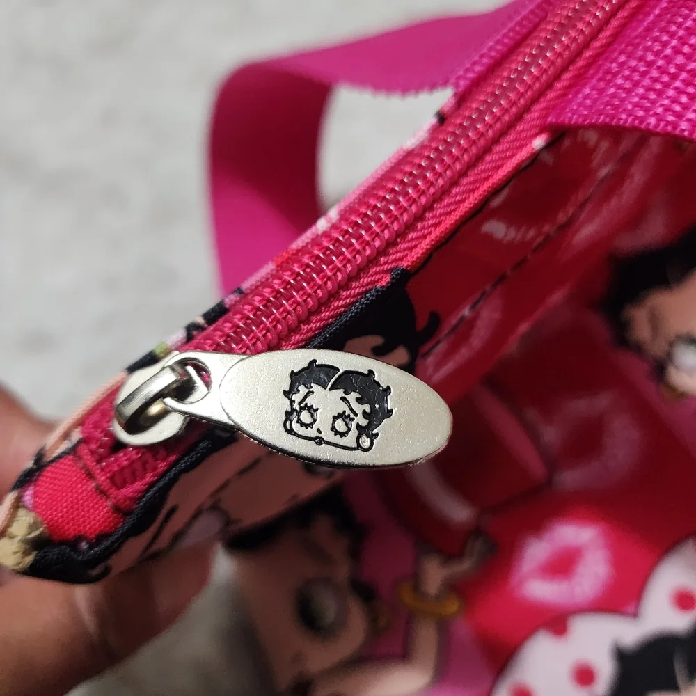 BETTY BOOP SHOULDER TOTE BAG WITH ATTACHED COIN PURSE, PINK
